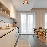 Apartament Luxury 1 Bedroom Flat Near Herastrau Park Bukareszt